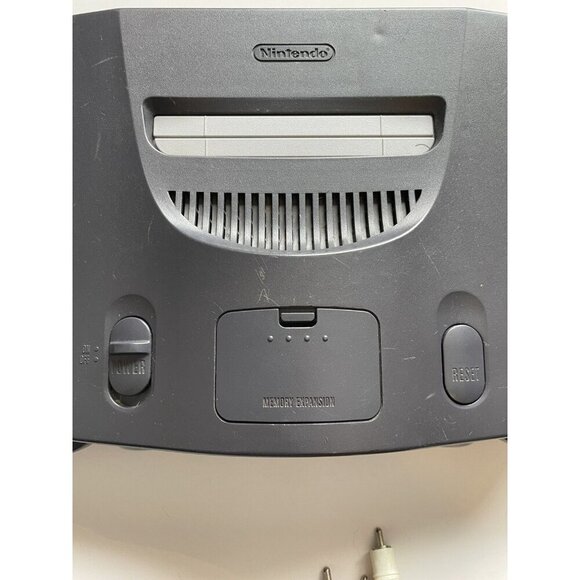 Vintage Nintendo 64 Console Bundle 1996 – Authentic Black Home Gaming System - Picture 12 of 16